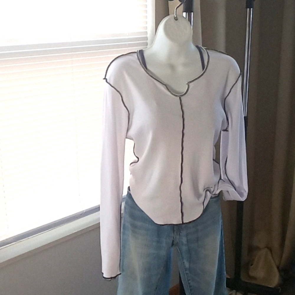 CUT & PASTE ribbed long sleeve white top with Black accents size XL